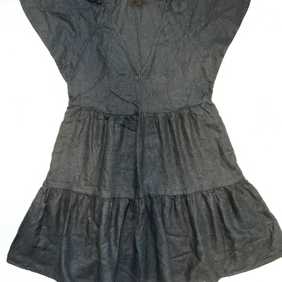 Universal Thread - Women's Flutter Short Sleeve Mini Skater Dress - Black XS - Picture 4 of 7